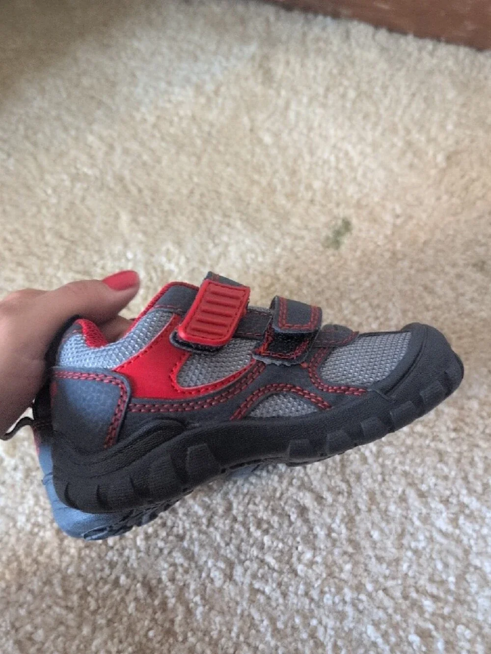 OshKosh B'gosh Gray and Red Kids Hook-and-Loop Sneakers